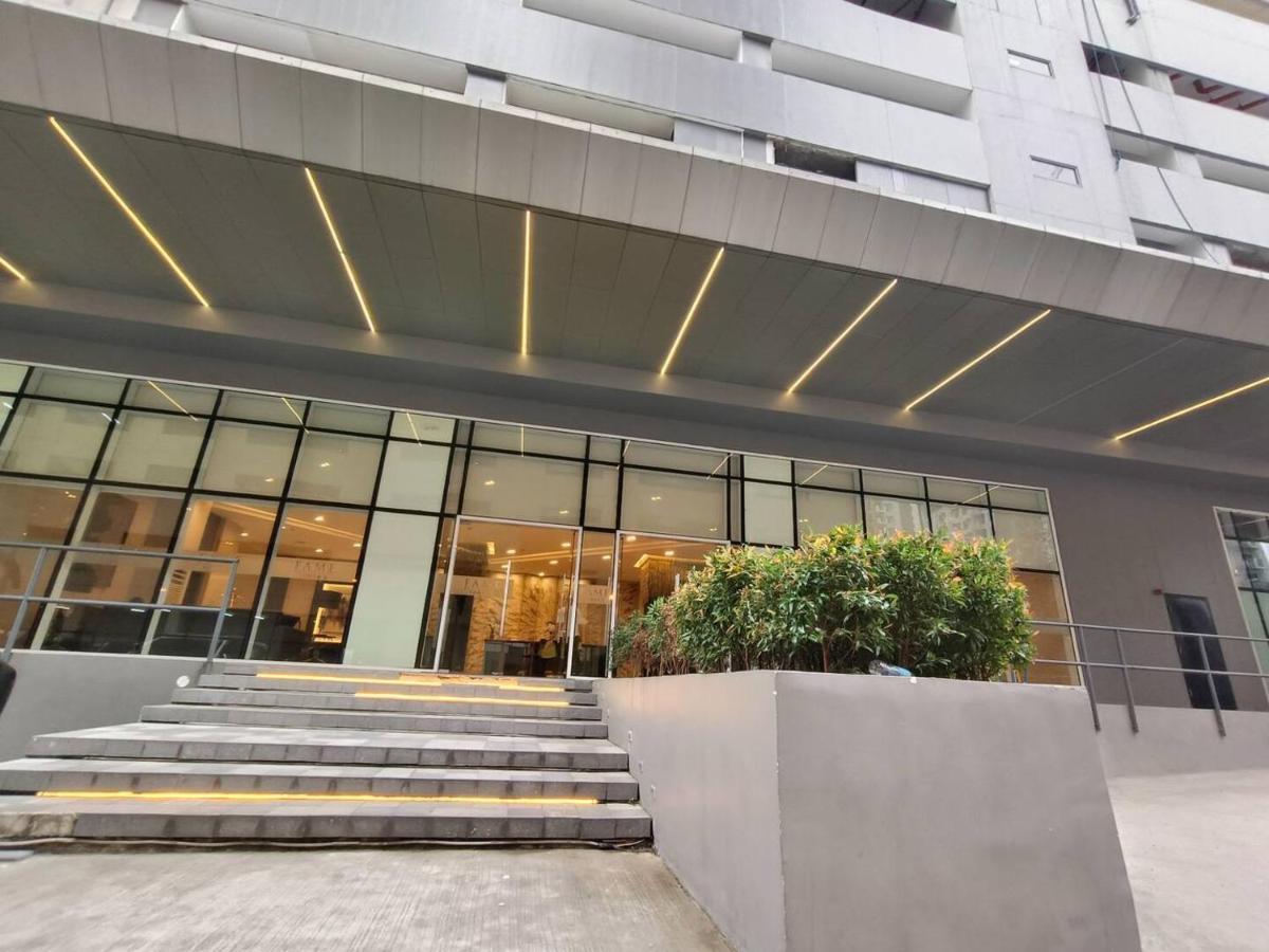 Penthouse Studio At Fame Residence 41St Floor, Shangrila-Megamall Manille Extérieur photo