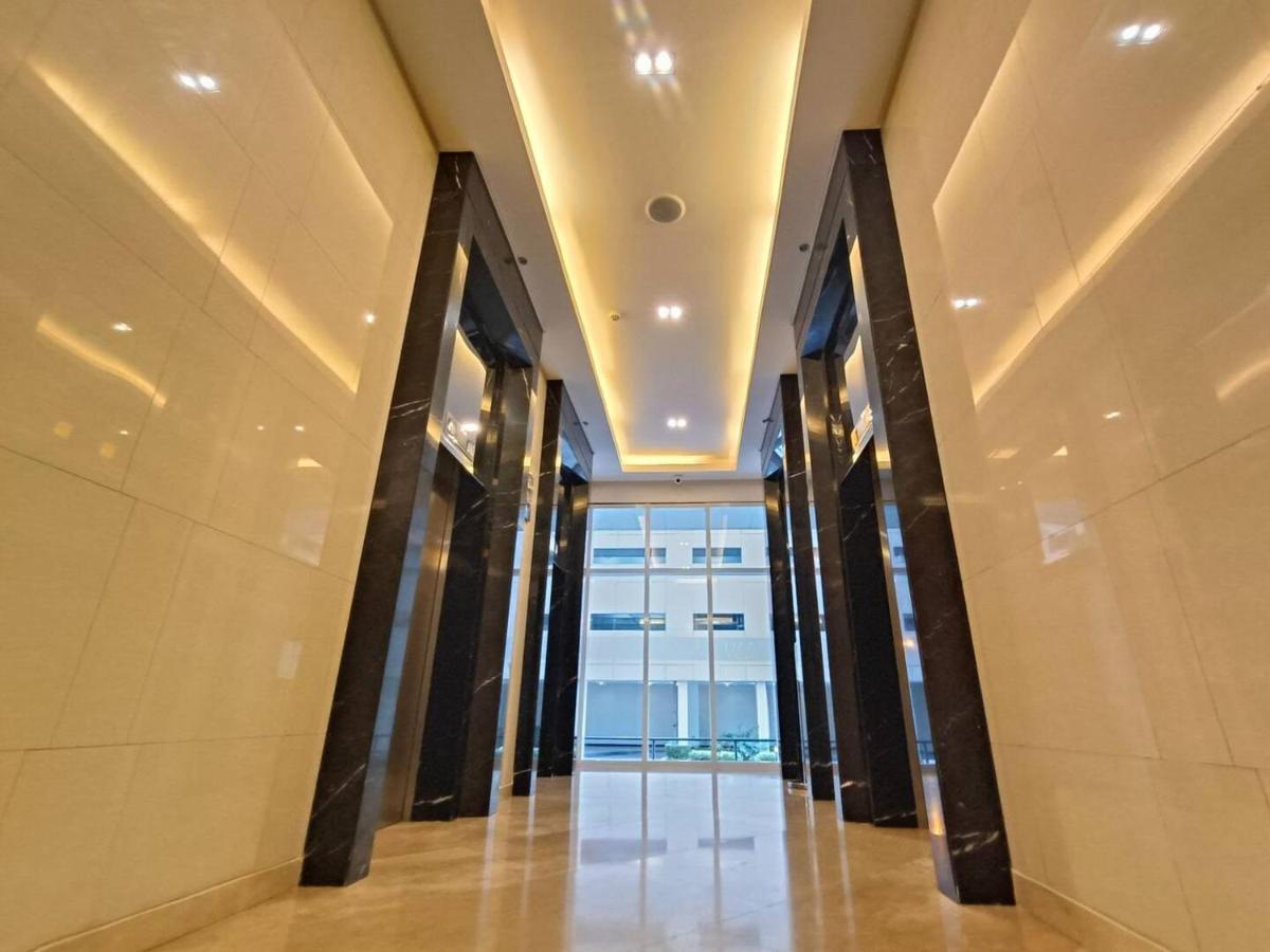 Penthouse Studio At Fame Residence 41St Floor, Shangrila-Megamall Manille Extérieur photo