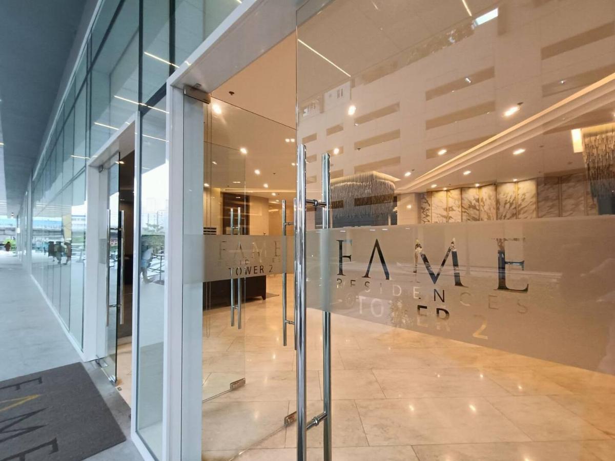 Penthouse Studio At Fame Residence 41St Floor, Shangrila-Megamall Manille Extérieur photo